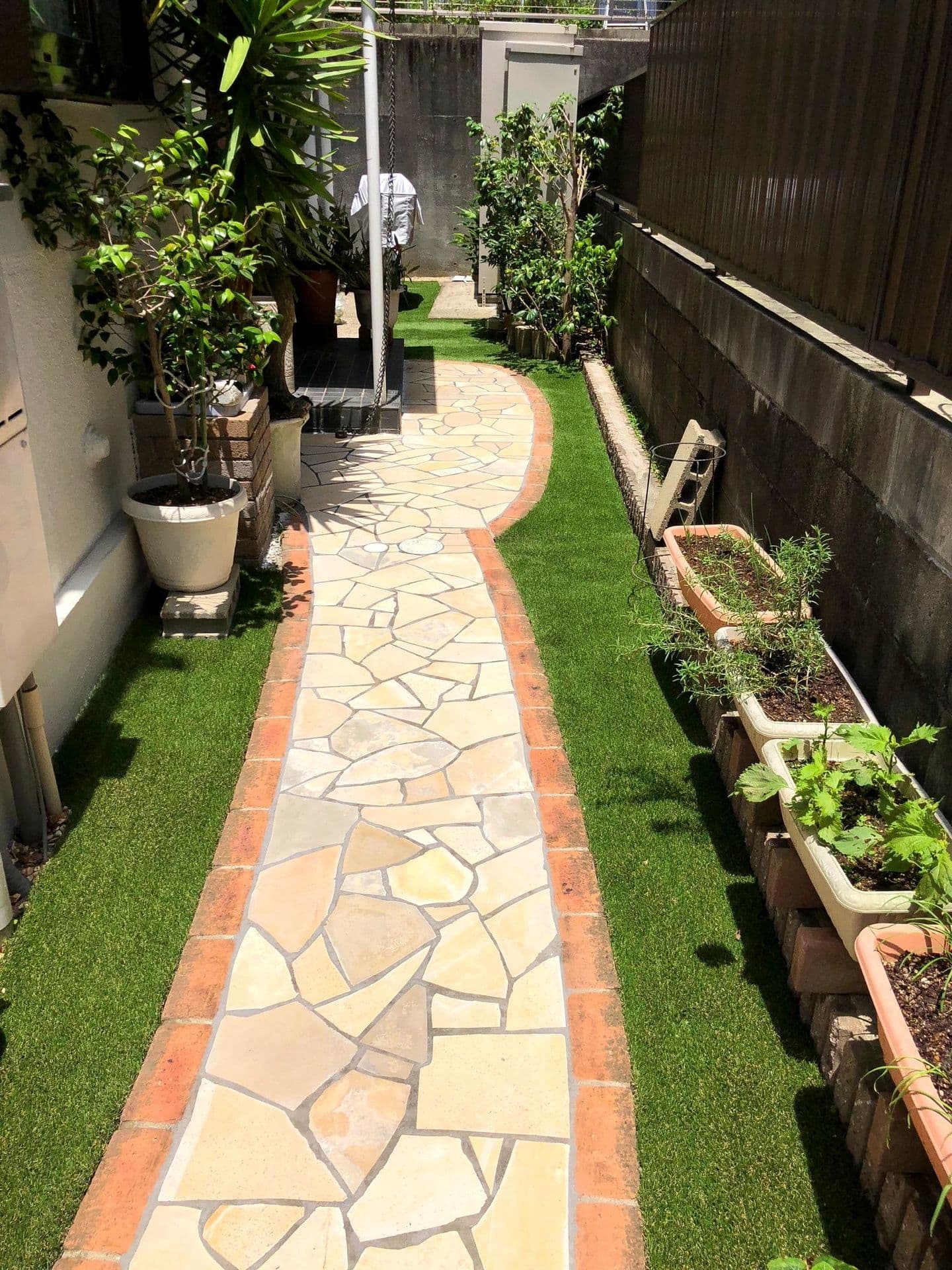 人工芝のアプローチ